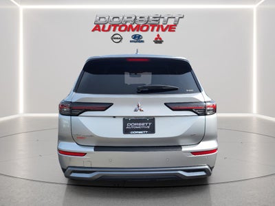 2025 Mitsubishi Outlander SE