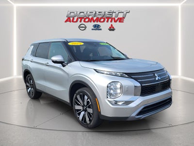 2025 Mitsubishi Outlander SE