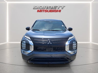 2026 Mitsubishi Outlander LE