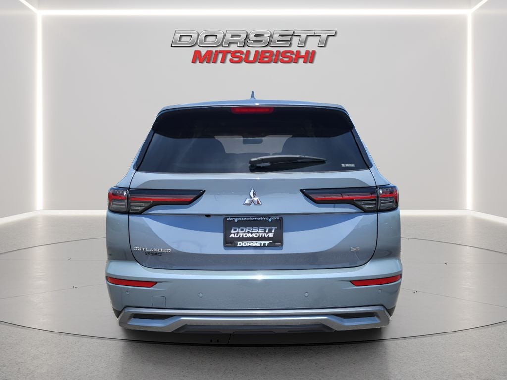 2026 Mitsubishi Outlander SE