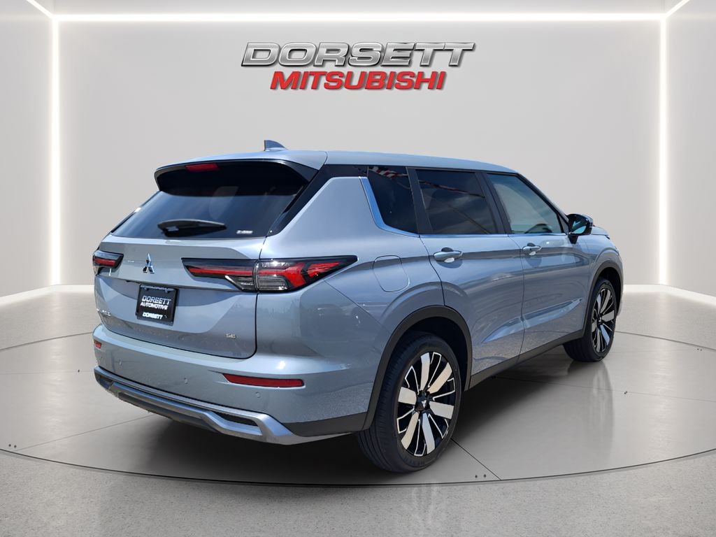 2026 Mitsubishi Outlander SE