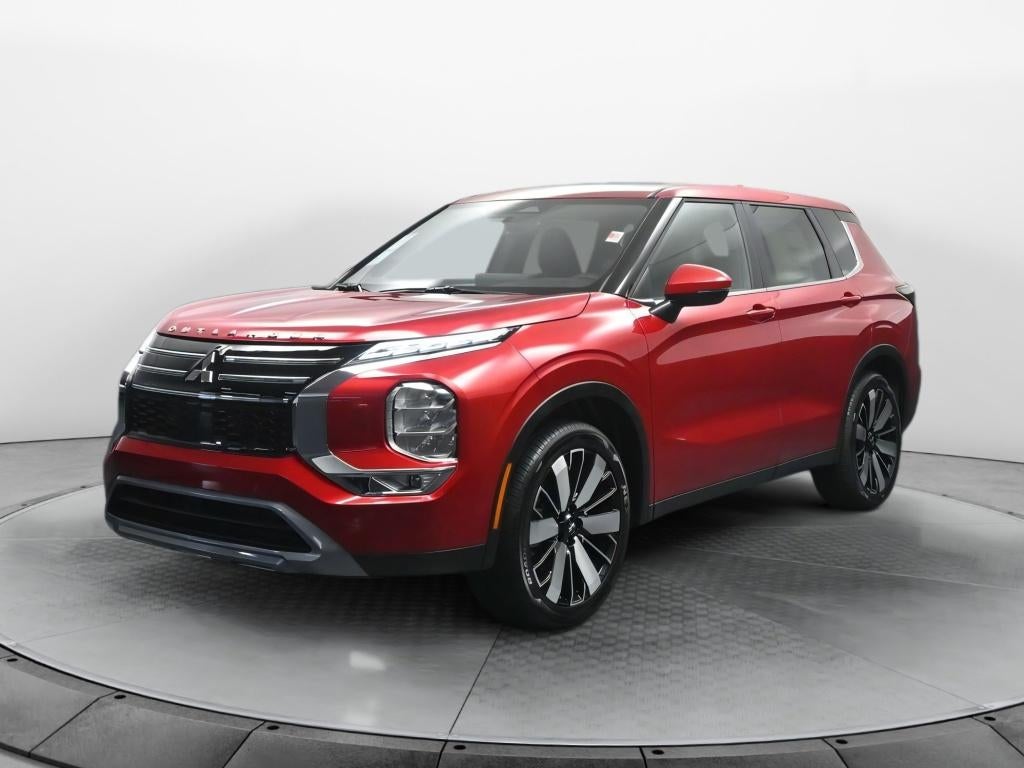 2026 Mitsubishi Outlander SE