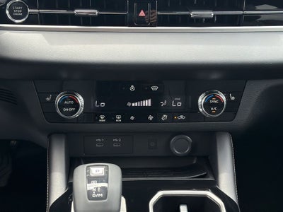2026 Mitsubishi Outlander LE