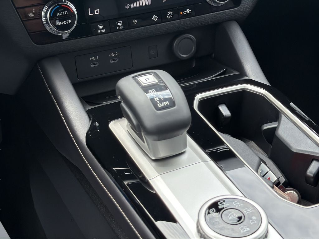 2026 Mitsubishi Outlander LE