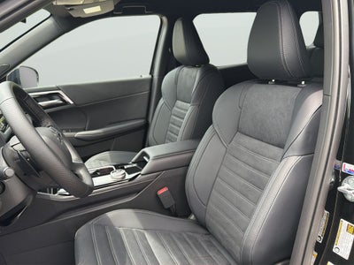 2026 Mitsubishi Outlander LE