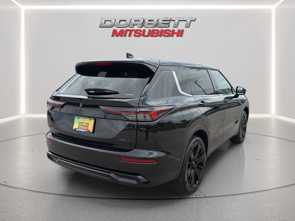 2026 Mitsubishi Outlander LE