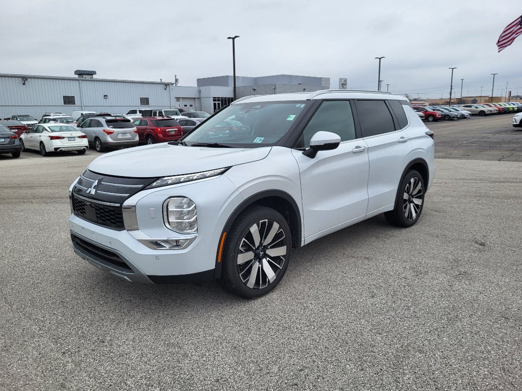 2025 Mitsubishi Outlander SEL