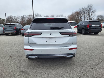 2025 Mitsubishi Outlander SEL