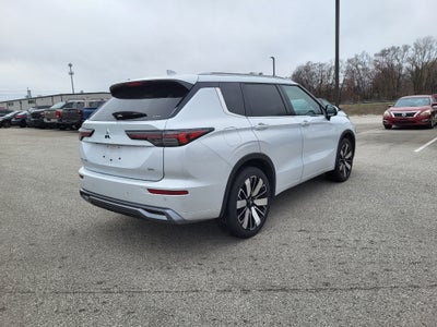 2025 Mitsubishi Outlander SEL