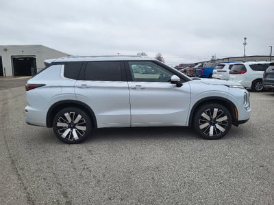 2025 Mitsubishi Outlander SEL