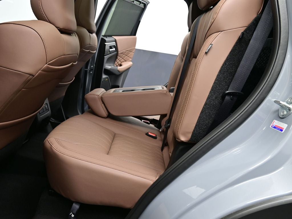 2025 Mitsubishi Outlander SEL