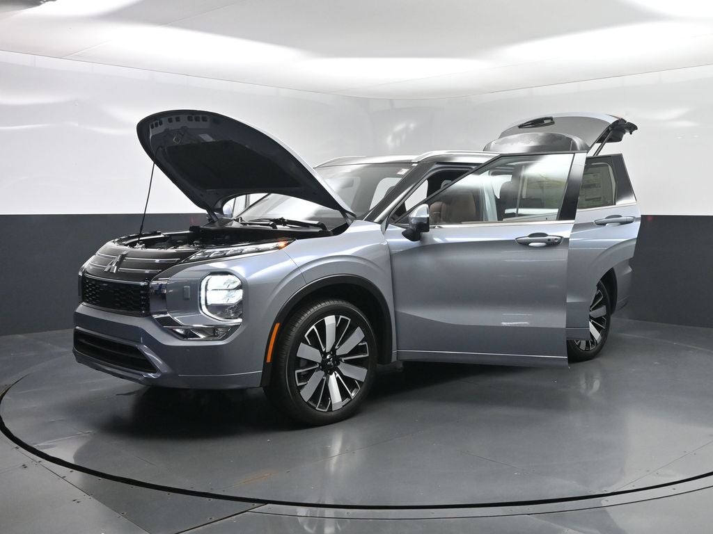 2025 Mitsubishi Outlander SEL