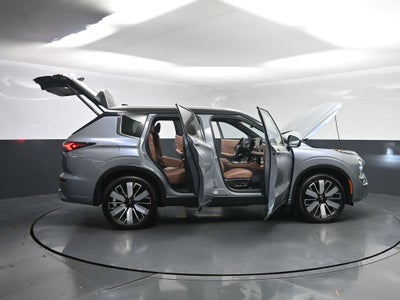2025 Mitsubishi Outlander SEL