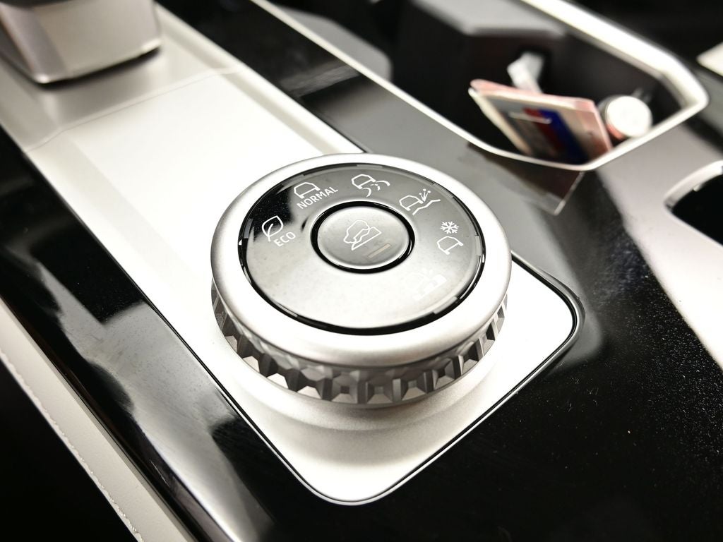 2025 Mitsubishi Outlander Platinum Edition