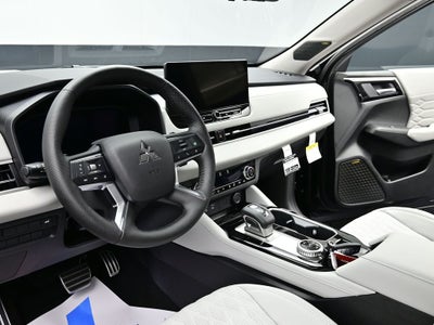 2025 Mitsubishi Outlander Platinum Edition