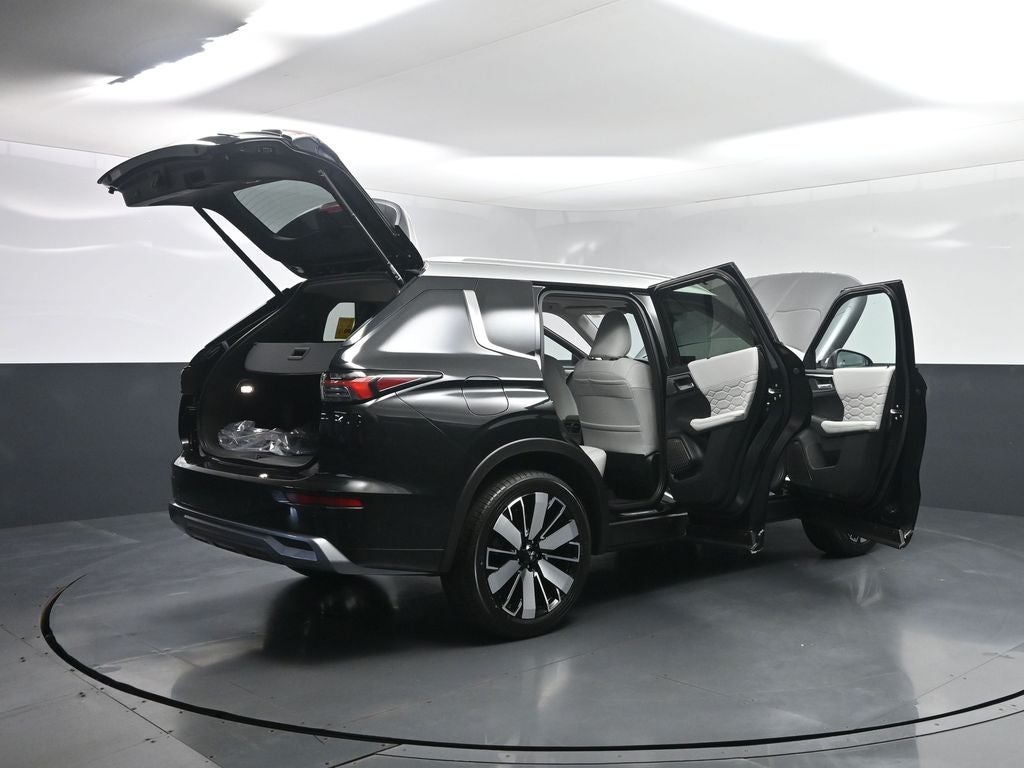 2025 Mitsubishi Outlander Platinum Edition