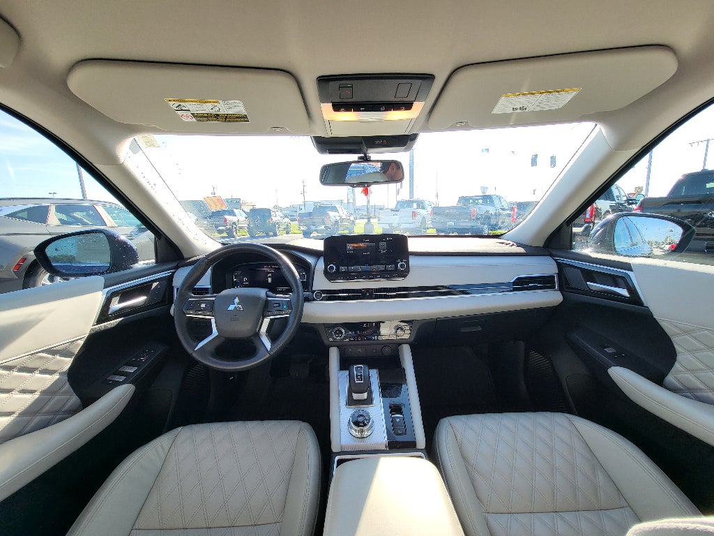2024 Mitsubishi Outlander SEL
