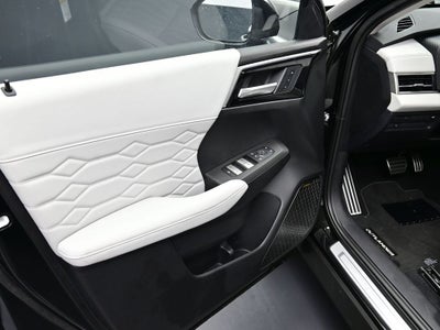 2025 Mitsubishi Outlander Platinum Edition