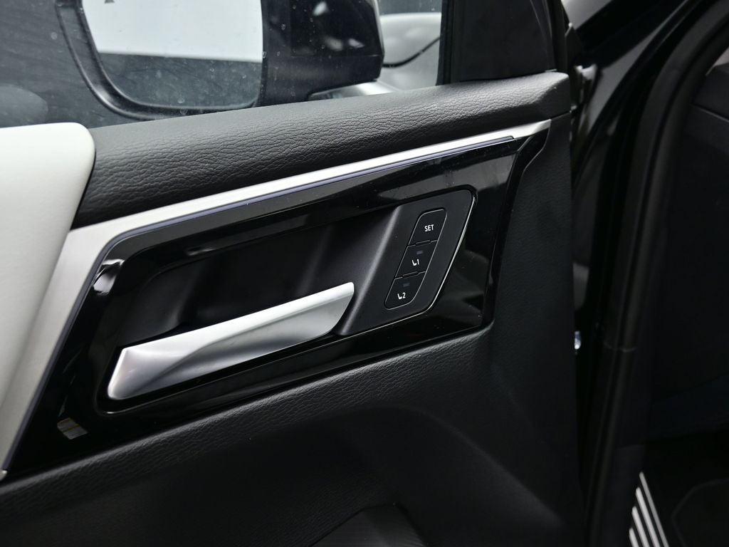 2025 Mitsubishi Outlander Platinum Edition