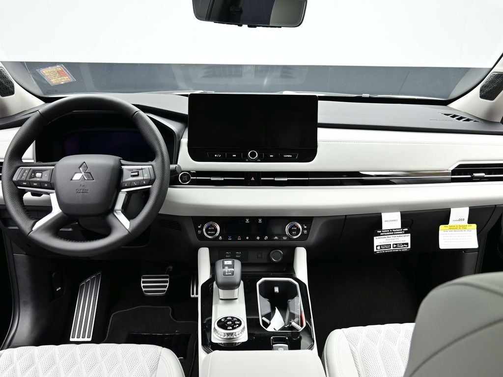 2025 Mitsubishi Outlander Platinum Edition