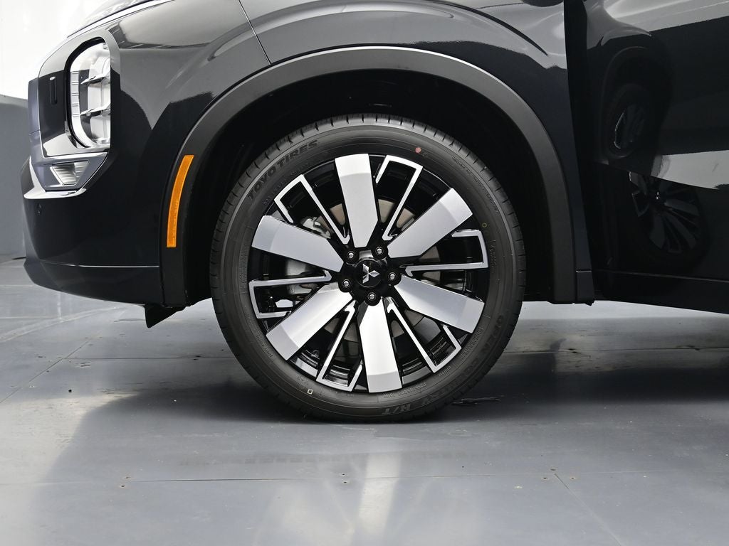 2025 Mitsubishi Outlander Platinum Edition