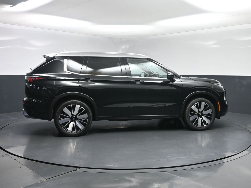 2025 Mitsubishi Outlander Platinum Edition