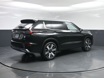2025 Mitsubishi Outlander Platinum Edition