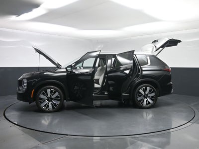 2025 Mitsubishi Outlander Platinum Edition