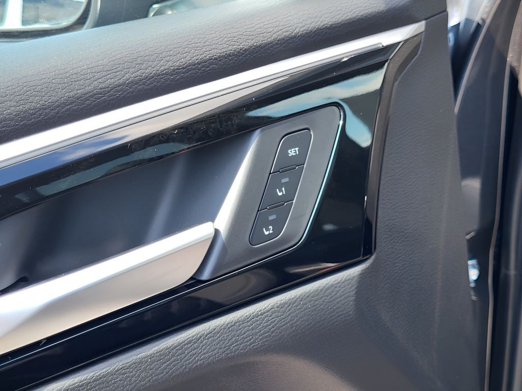 2026 Nissan Rogue Plug-in Hybrid Platinum