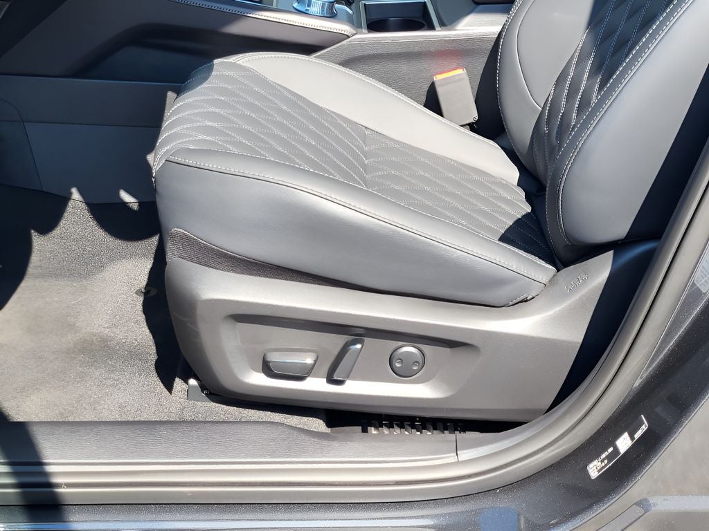 2026 Nissan Rogue Plug-in Hybrid Platinum