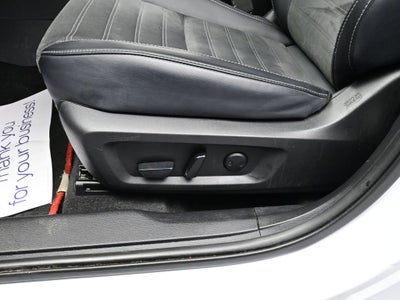 2024 Mitsubishi Outlander PHEV SE