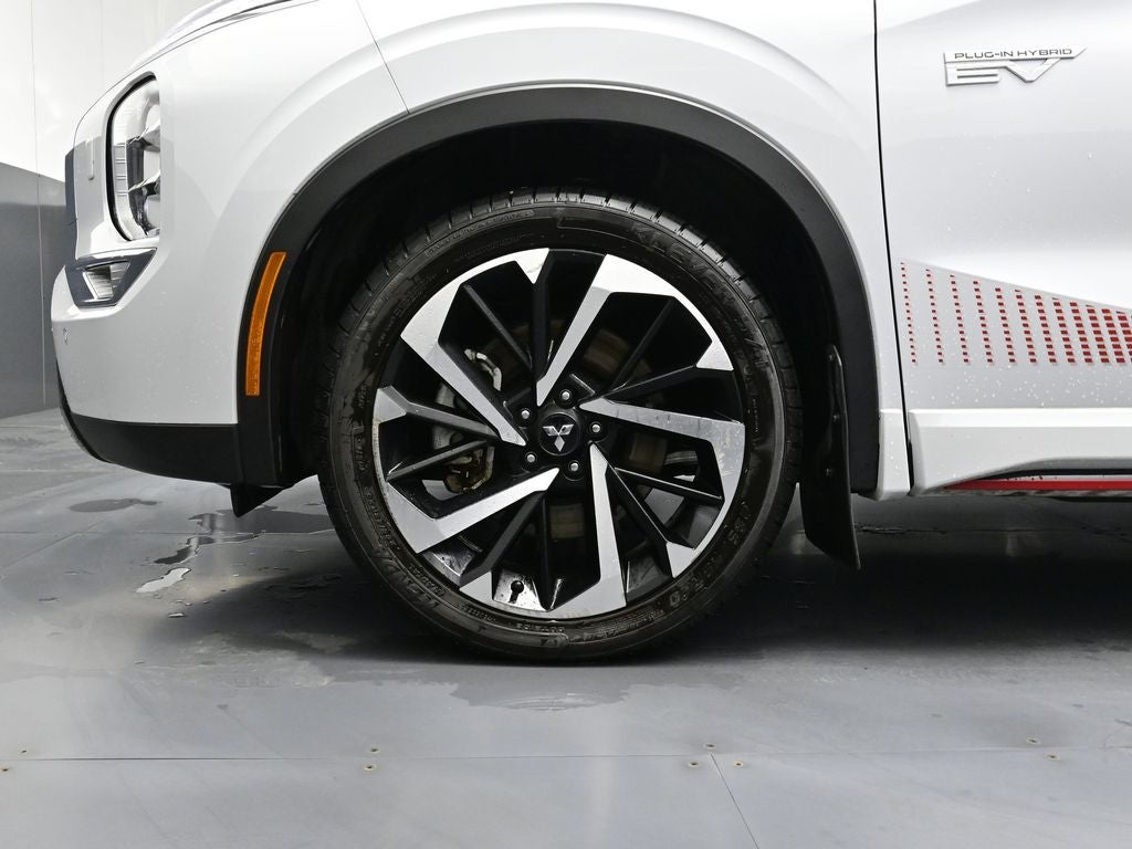 2024 Mitsubishi Outlander PHEV SE