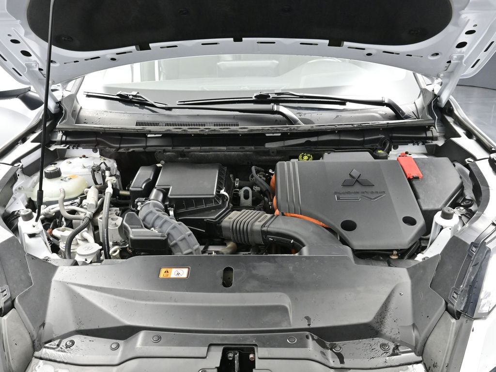 2024 Mitsubishi Outlander PHEV SE