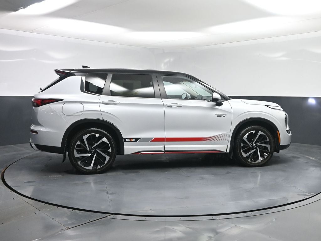 2024 Mitsubishi Outlander PHEV SE