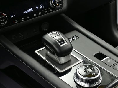 2024 Mitsubishi Outlander PHEV SE