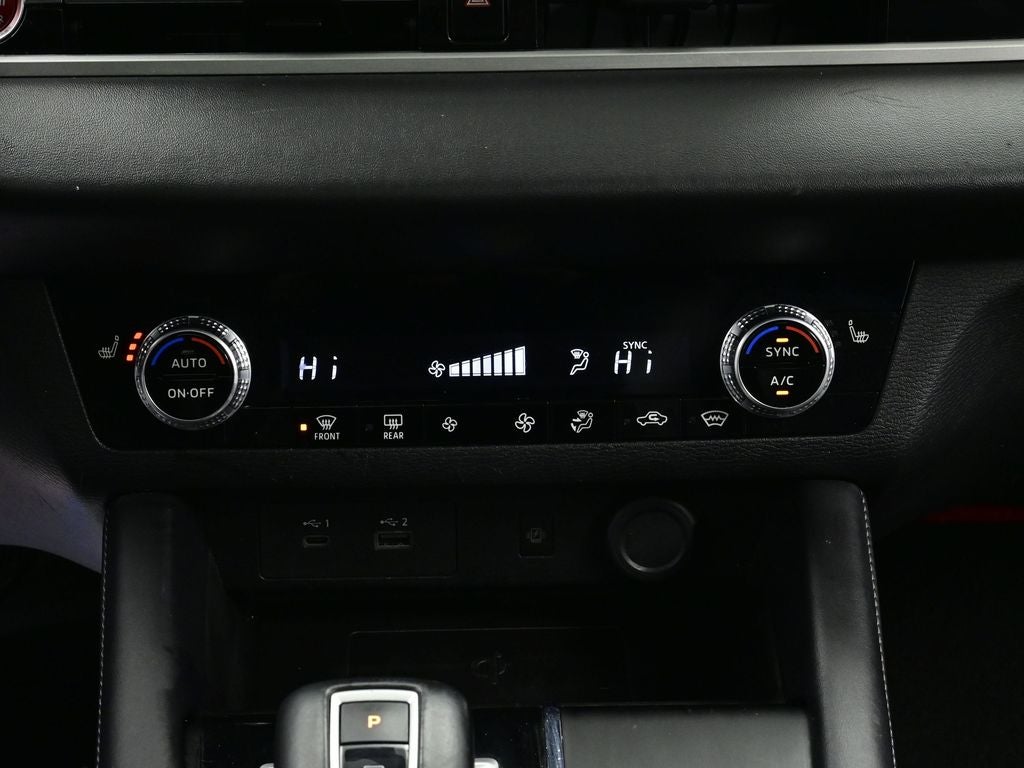 2024 Mitsubishi Outlander PHEV SE