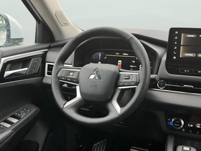 2026 Mitsubishi Outlander PHEV SEL