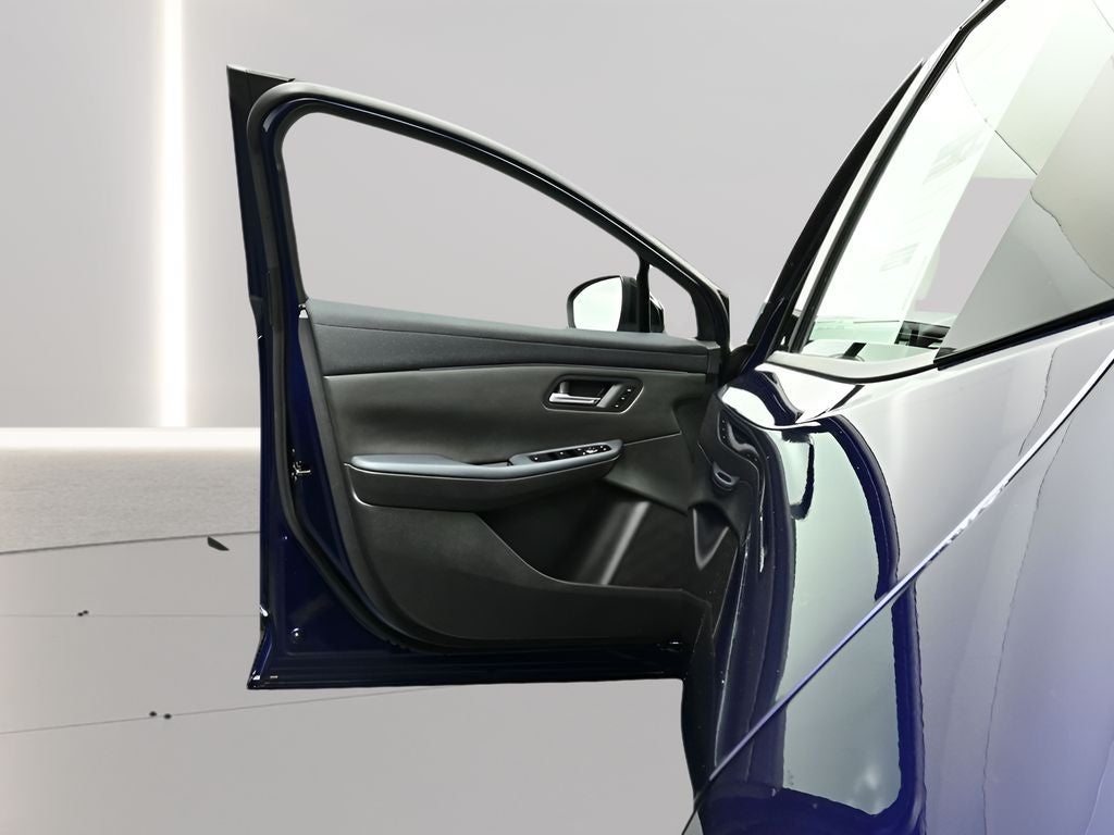 2026 Nissan LEAF PLATINUM+