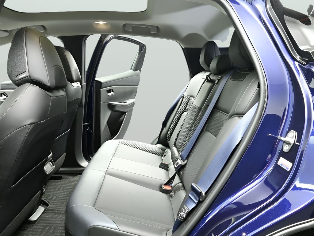 2026 Nissan LEAF PLATINUM+