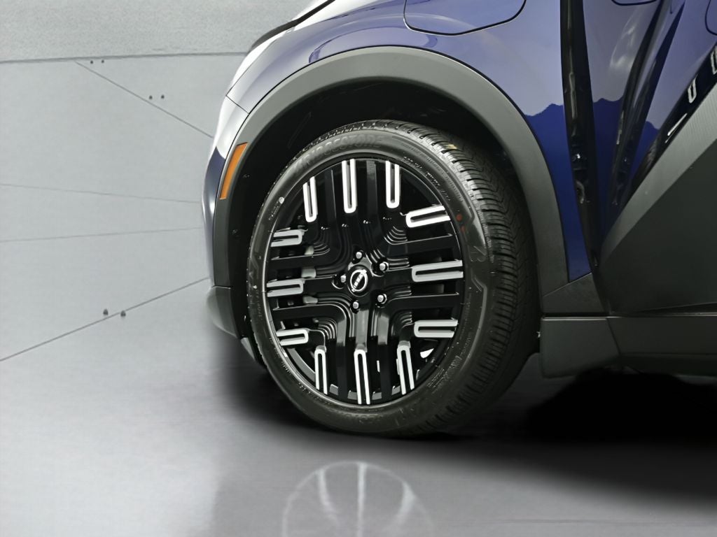 2026 Nissan LEAF PLATINUM+