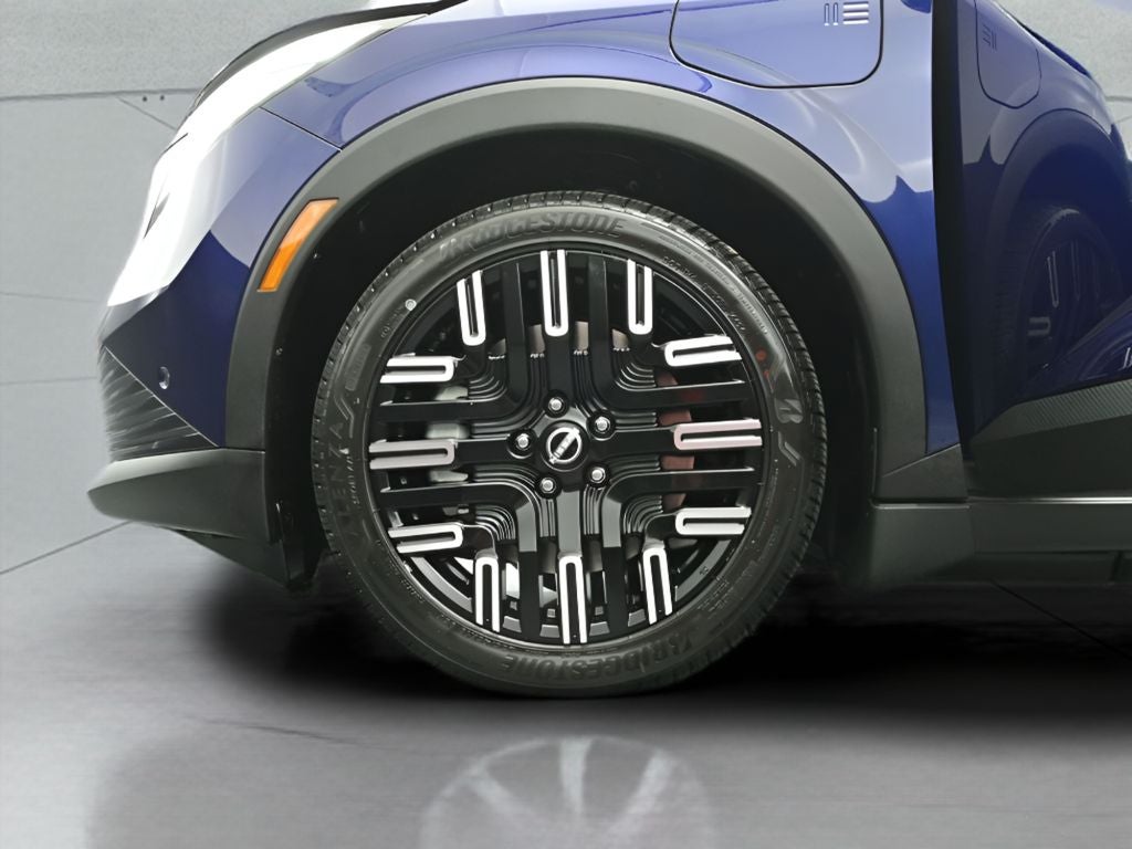 2026 Nissan LEAF PLATINUM+