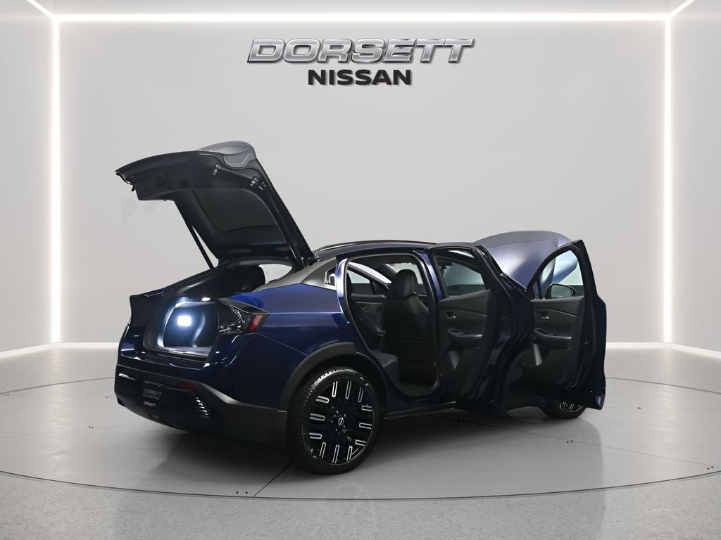 2026 Nissan LEAF PLATINUM+