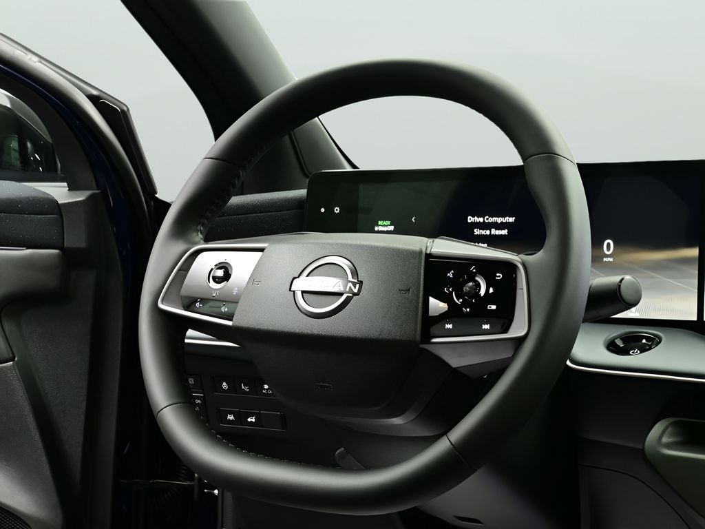 2026 Nissan LEAF PLATINUM+
