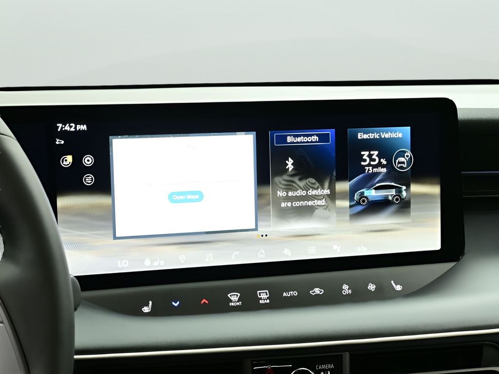 2026 Nissan LEAF PLATINUM+