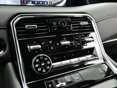 2025 Nissan Armada SL