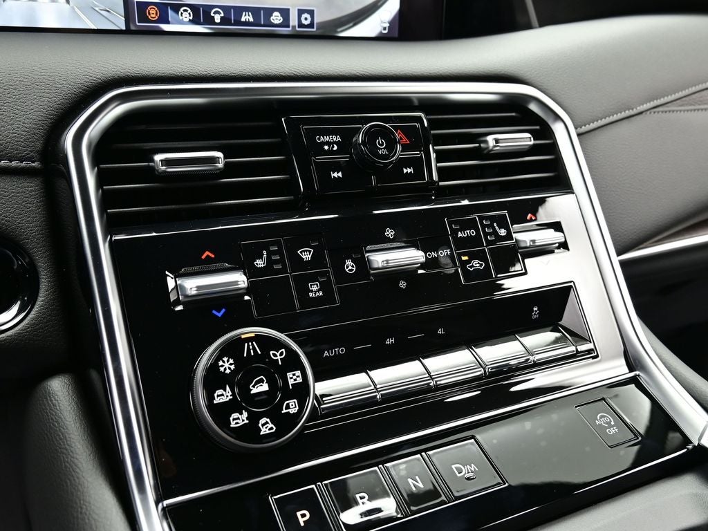 2025 Nissan Armada SL