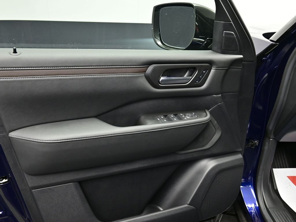 2025 Nissan Armada SL