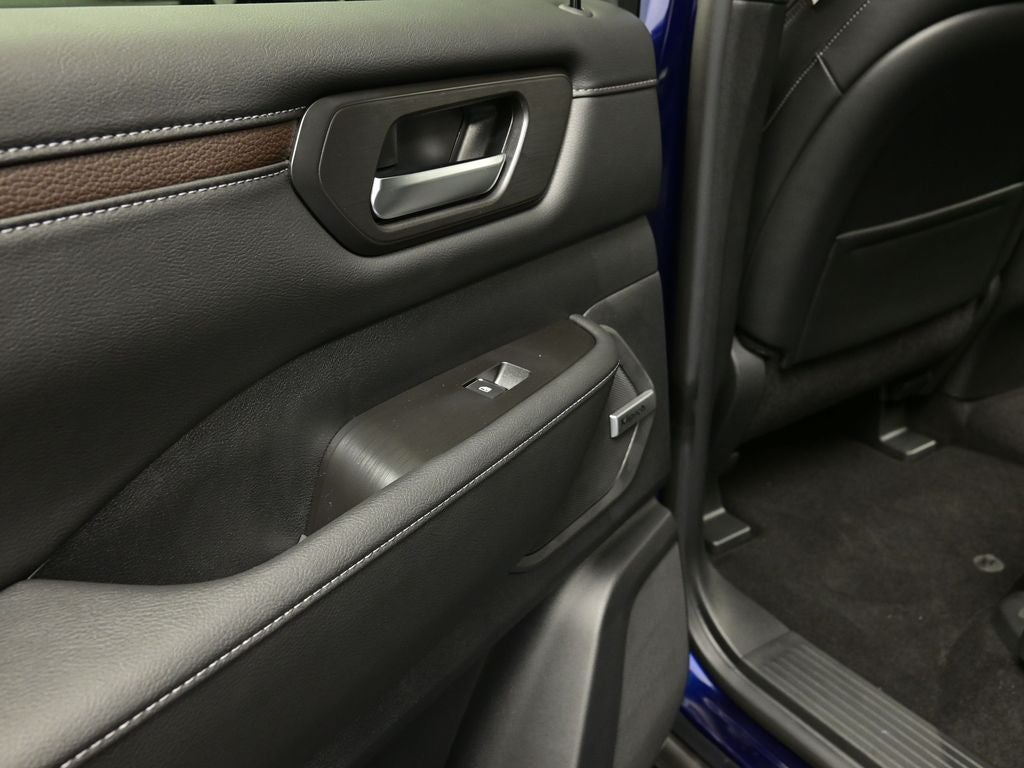 2025 Nissan Armada SL