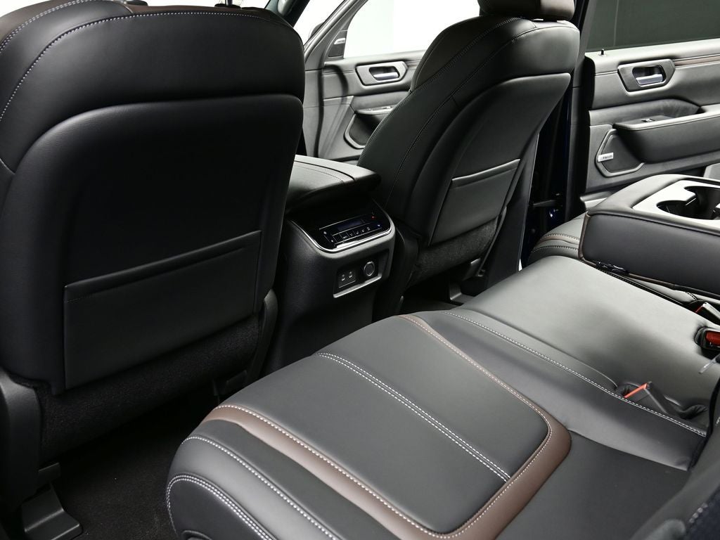 2025 Nissan Armada SL