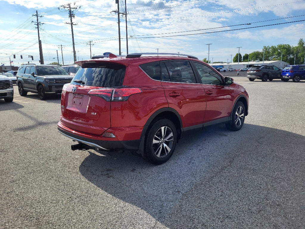 2017 Toyota RAV4 XLE